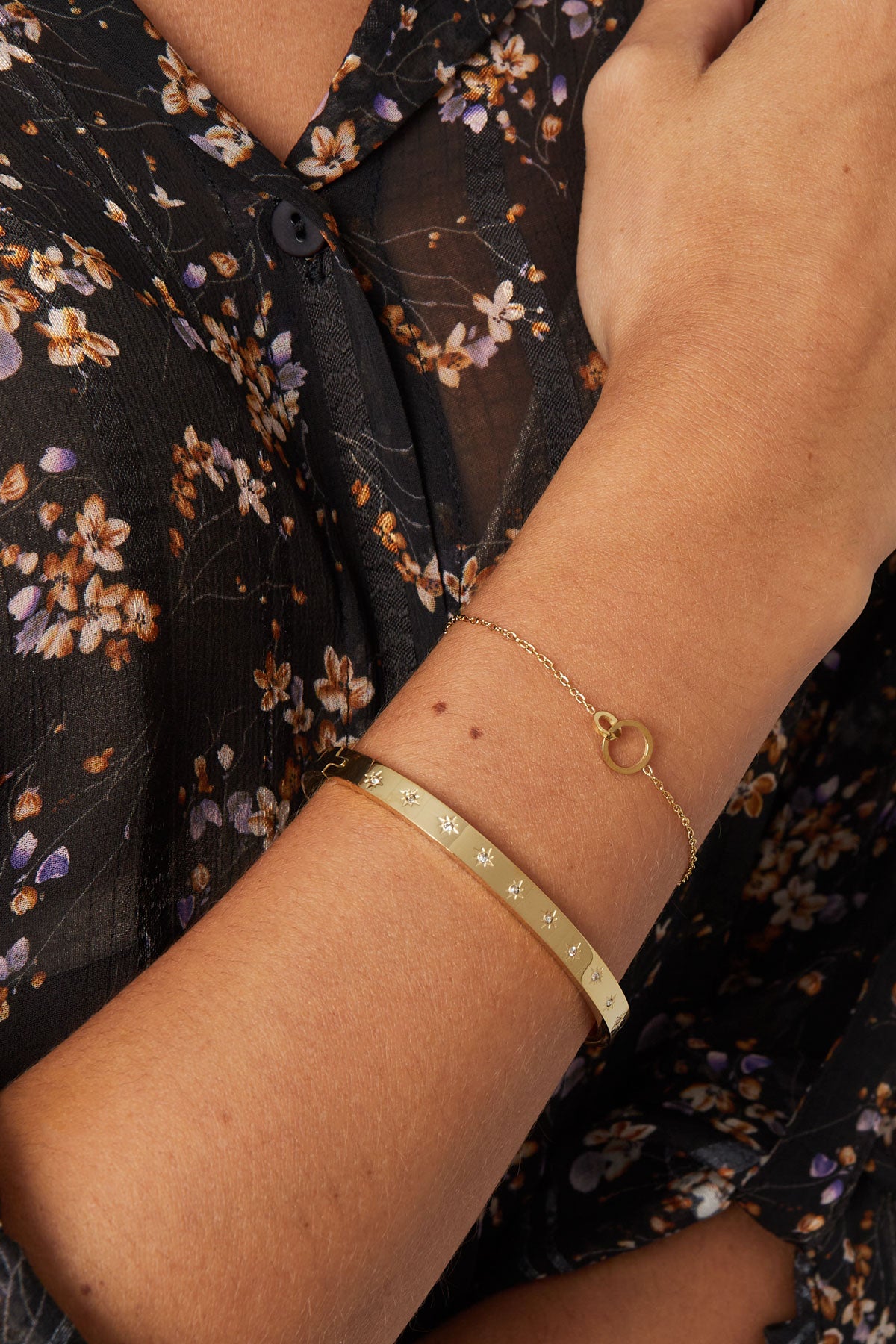 slave bracelet stars